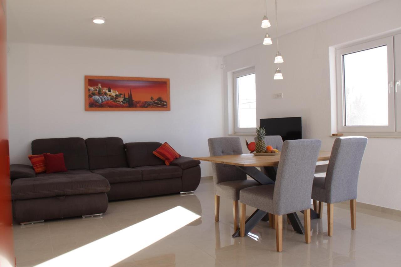 Aparthotel Dalmacija Privlaka  Esterno foto