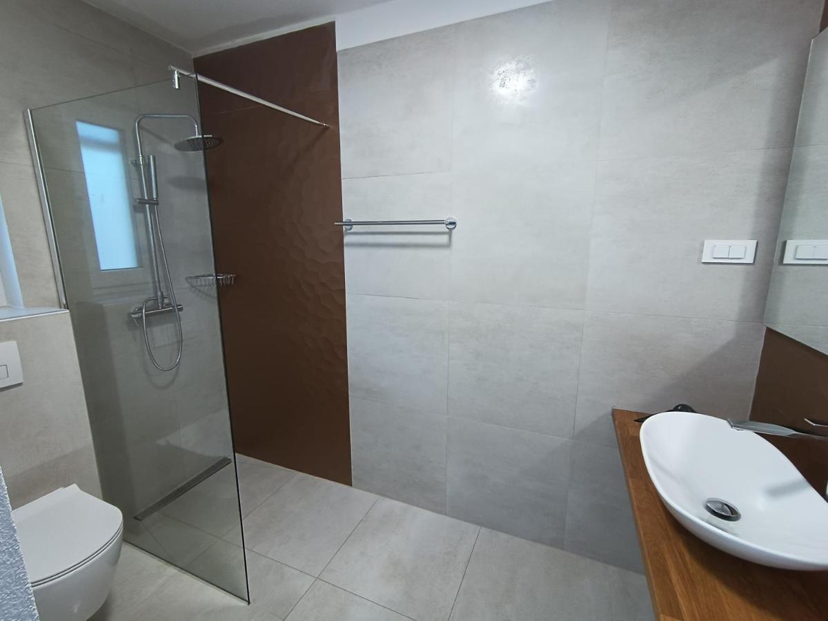 Aparthotel Dalmacija Privlaka  Esterno foto
